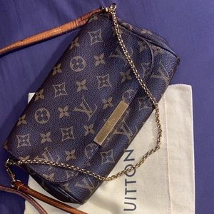 Louis Vuitton favorite pm